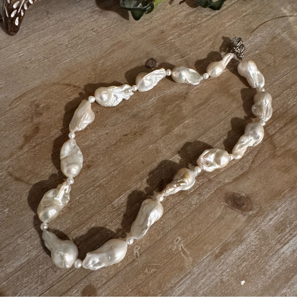 Baroque Pearl Necklace
